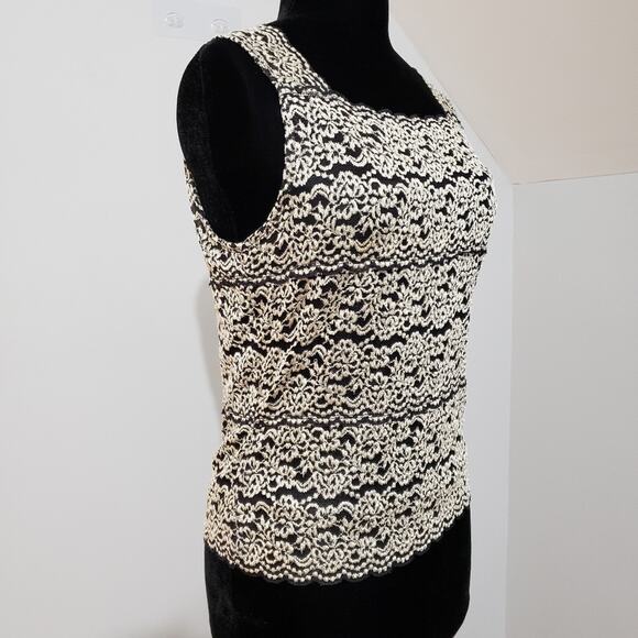 Lea & Nicole Sleeveless Tank Top Lined Career Crochet Mesh Blouse Medium - Picture 2 of 11